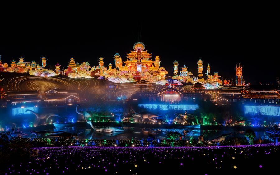 Zigong holds lantern show celebrating the Spring Festival