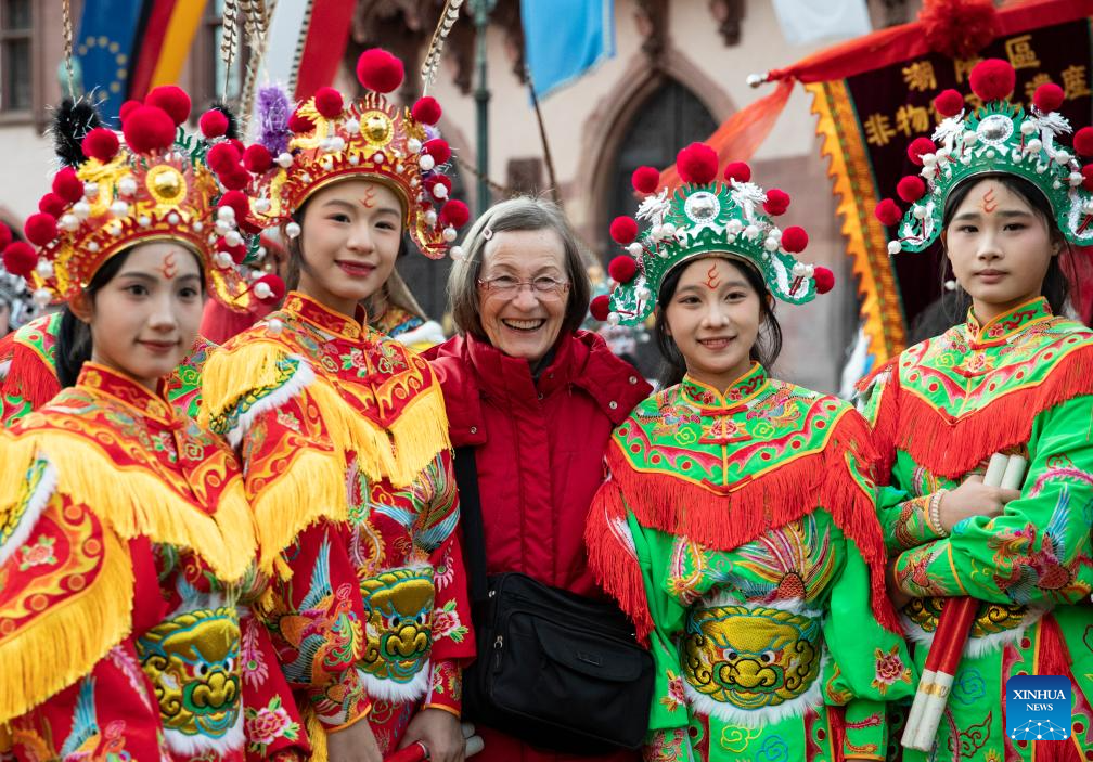 Chinese Yingge dance staged to mark Spring Festival in Frankfurt